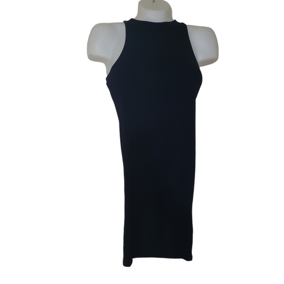 H&M black dress - Picture 1 of 3